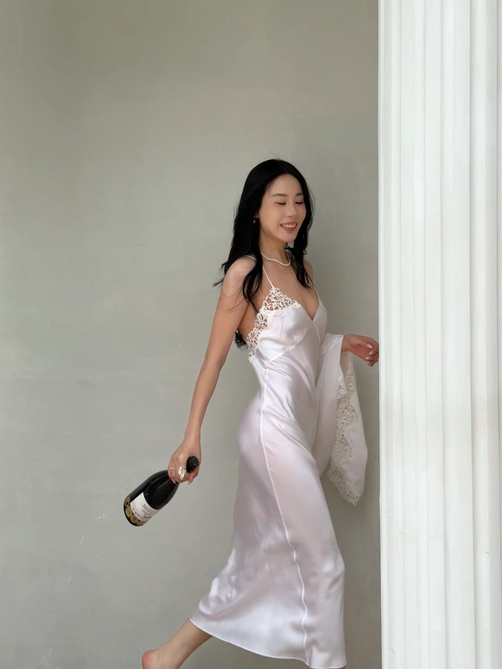 White Lace Mulberry Silk Robe and Camisole Set image 2