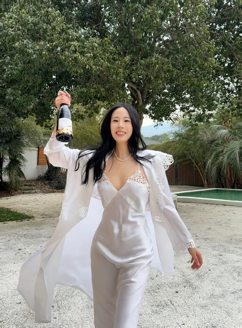 White Lace Mulberry Silk Robe and Camisole Set image 5