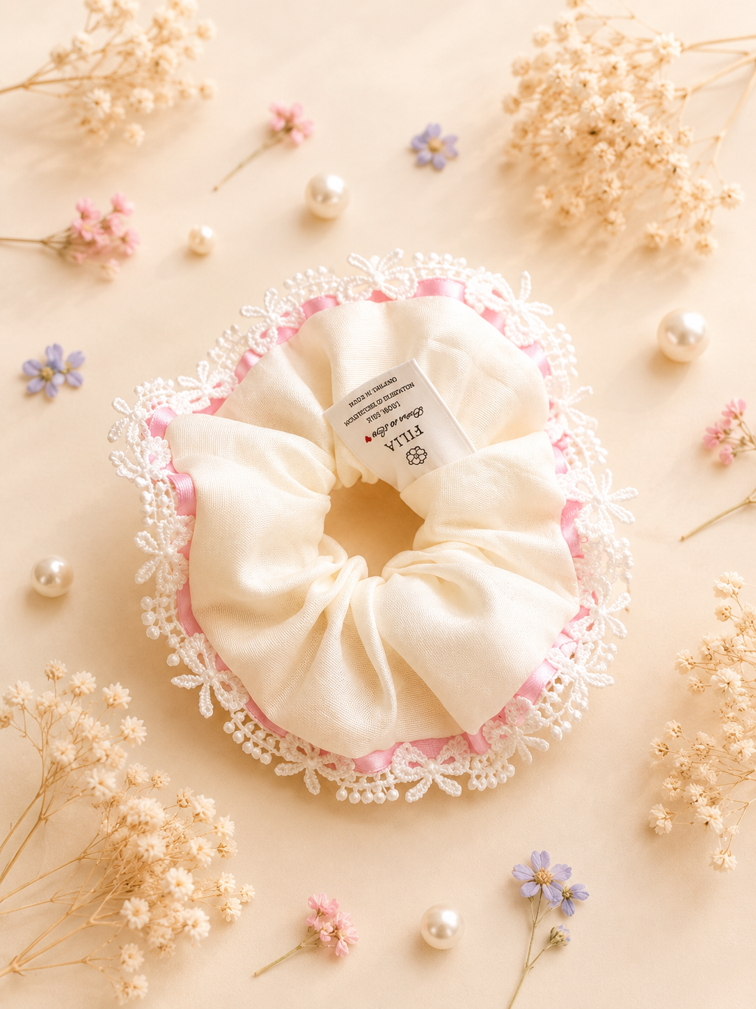 Cream Lace Scrunchie - White