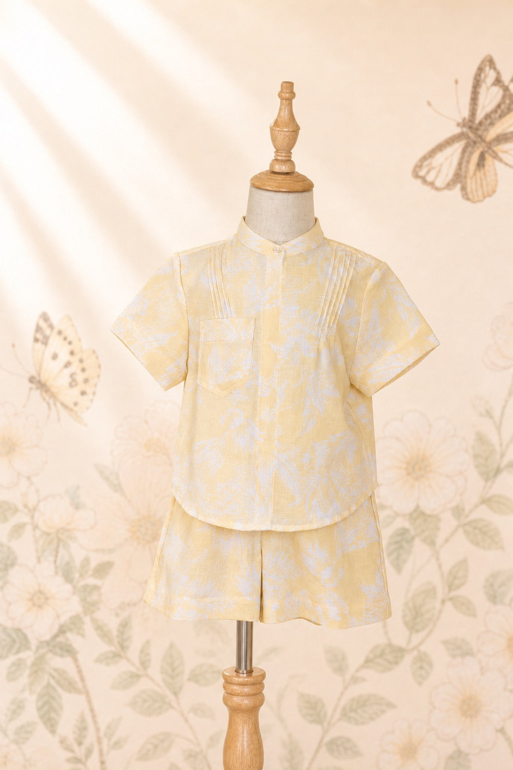 Boy’s yellow floral two-piece set - image 1