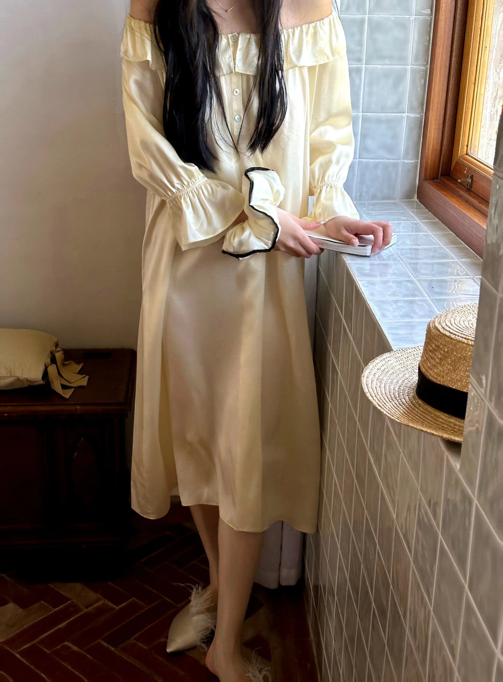 Champagne Beige Off-Shoulder Mulberry Silk Nightgown image 4