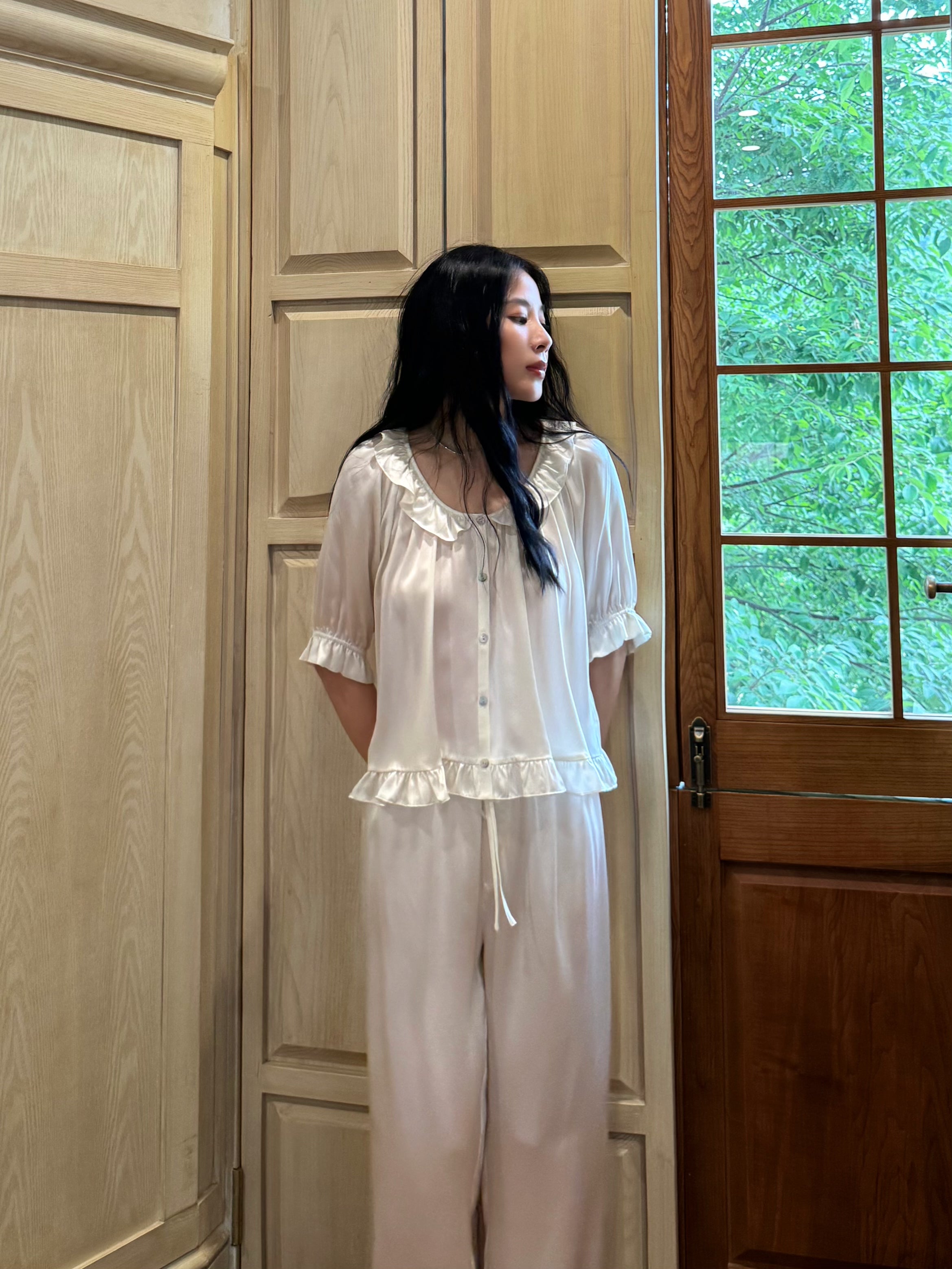 Beige Short-Sleeve Mulberry Silk Pajama Set image 1