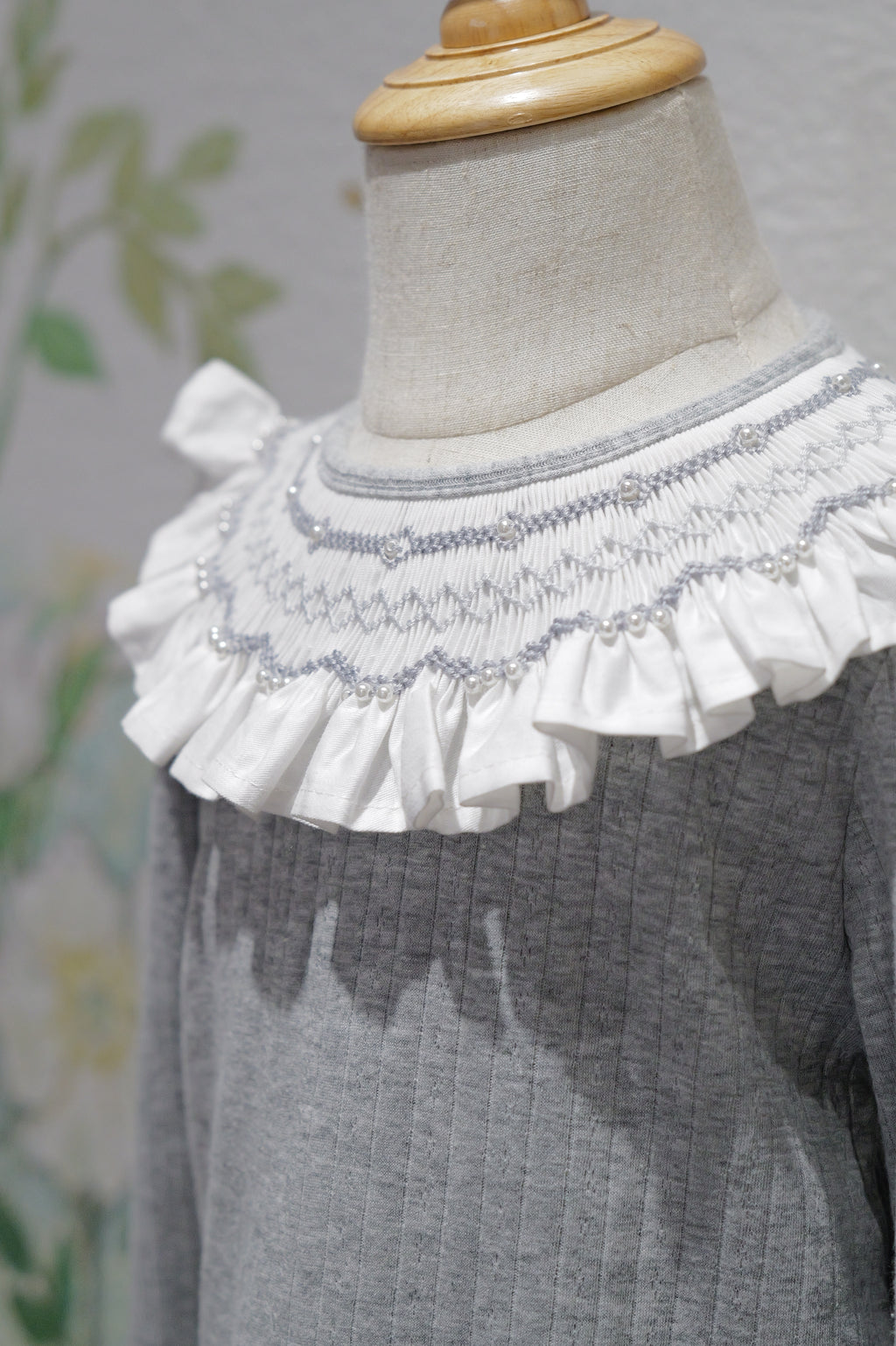 Kid’s Hand-smocked top