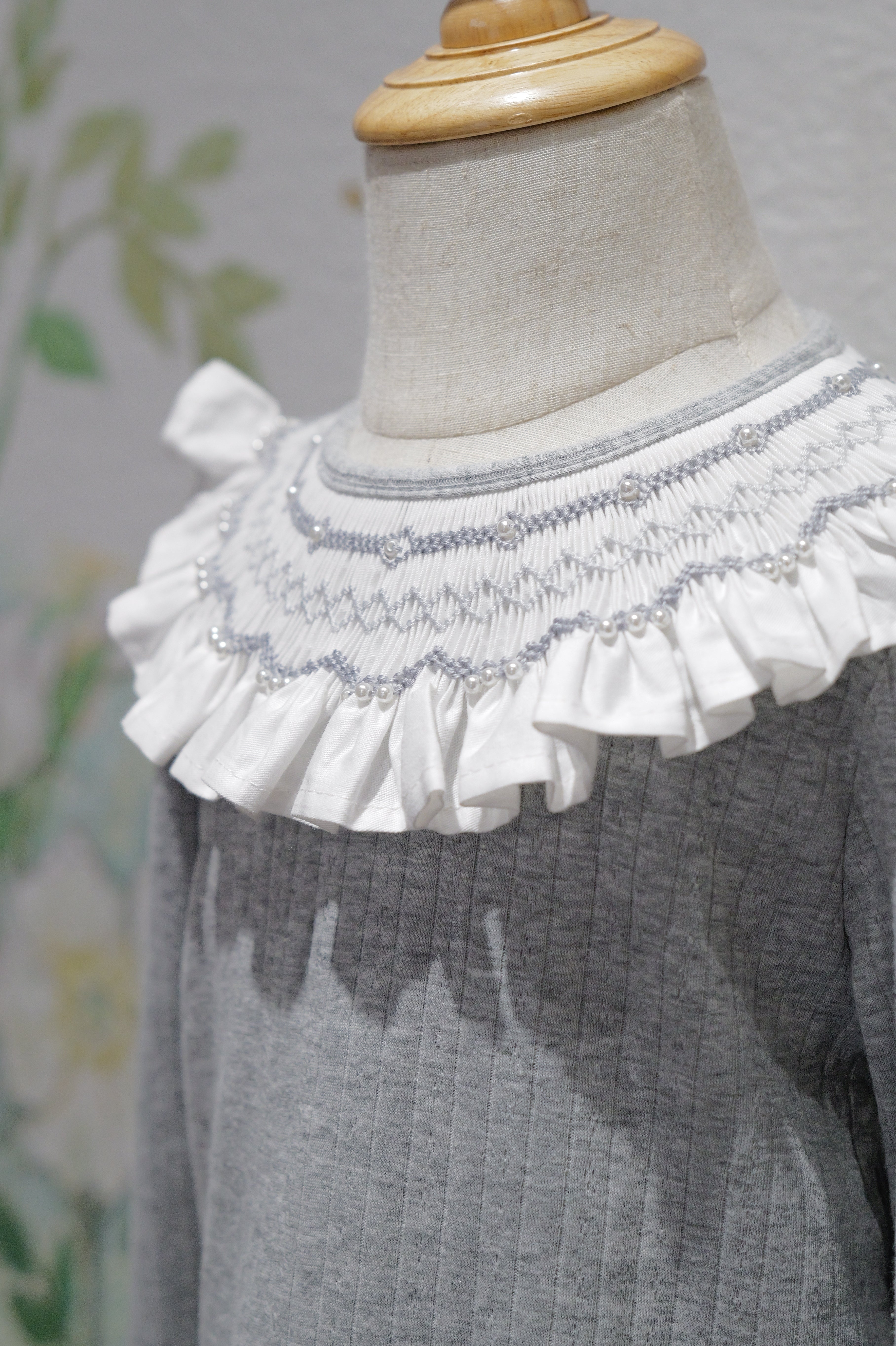 Kid’s Hand-smocked top