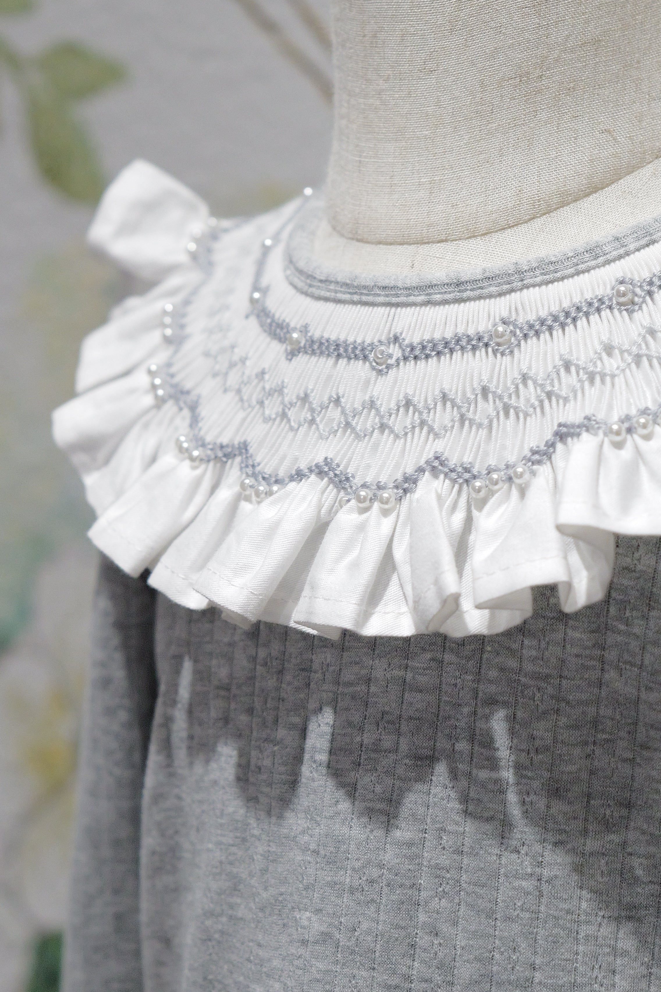 Kid’s Hand-smocked top