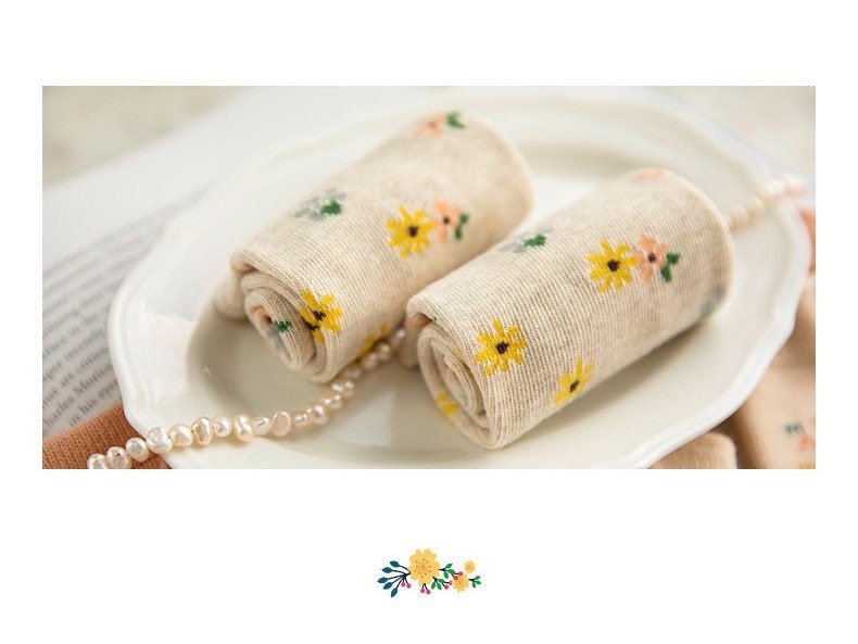 Miss June’s | Set of 3 pairs cotton socks; Cute | Black | Cool | Patterned | Designed | Women | Gift Idea | Casual | Comfortable