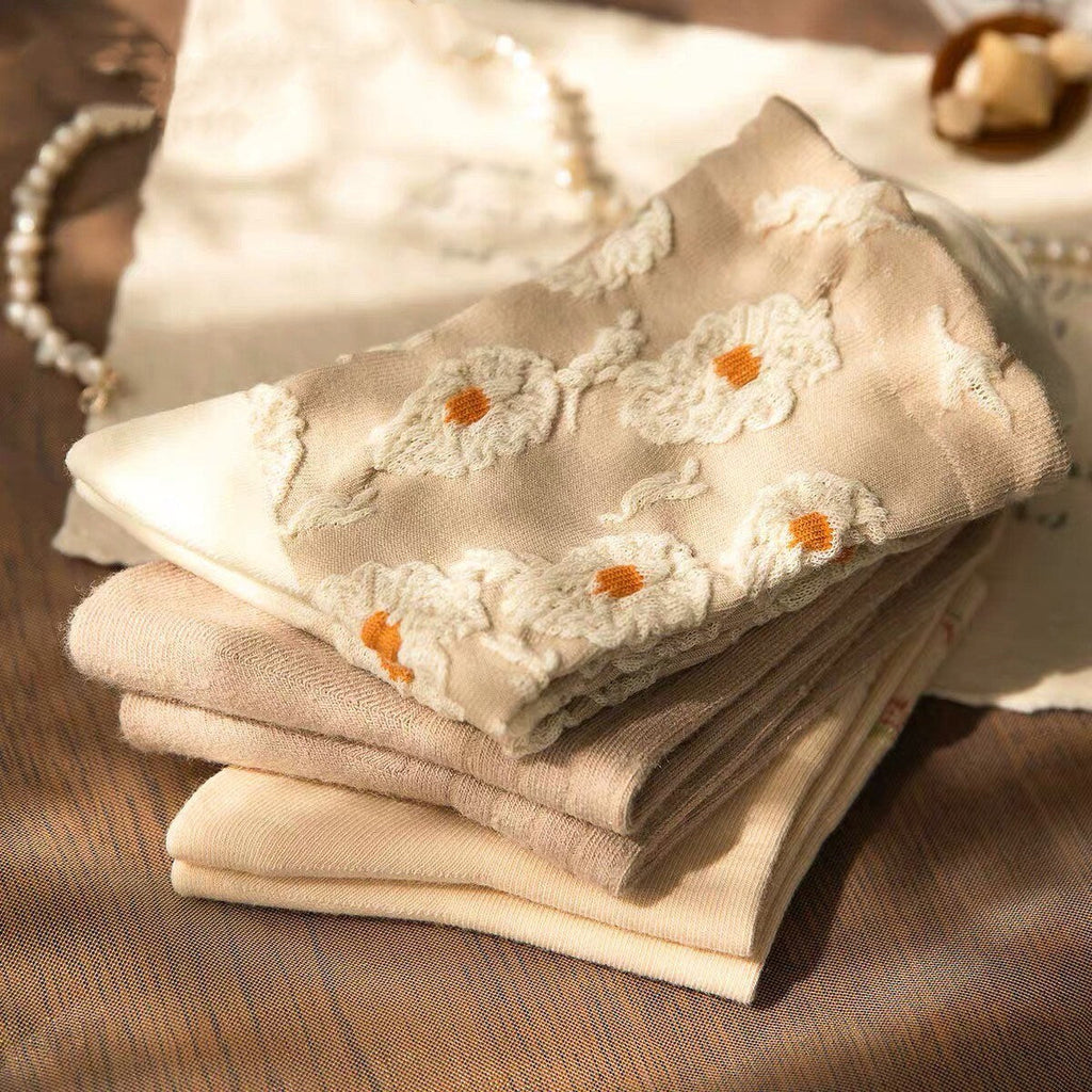 Miss June’s | Set of 3 pairs of cotton socks｜Cute | elegant | Daily | Patterned | Designed | Women | Gift Idea | Casual | Comfortable