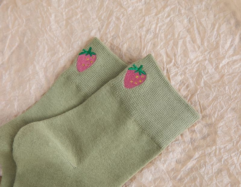 Miss June’s | Women’s 1 pair  cotton socks｜Creative | Colorful | Paint | Embroidery | Designed | Art | Gift Idea | Casual | Comfortable |