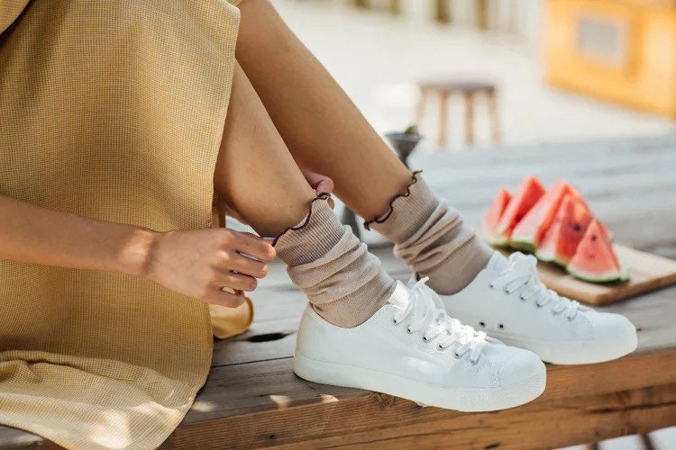 Miss June’s | Women’s | 1 Pair of knit cotton socks｜Creative | Elegant | Cute | Lady | Designed | Gift Idea | Casual | Stylish | Comfortable