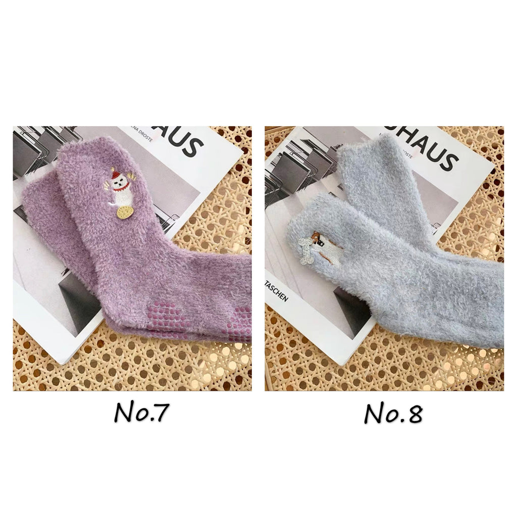 Miss June’s | Women’s | 1 pair | Floor socks | Cute | Fuzzy | Home wear | Warm | Soft | Gift Idea | Casual | Cozy| Animals| Comfort | Winter