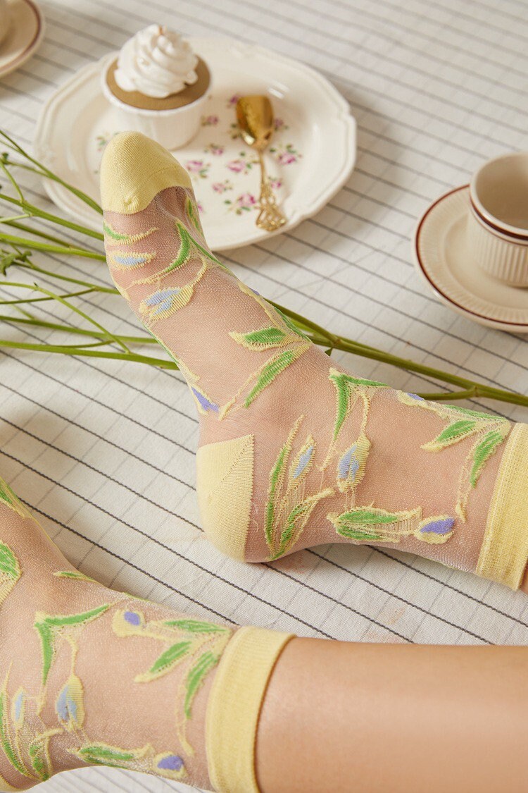 Miss June’s | Women’s Glass Silk-like Transparent socks | Cute | Colorful | Summer | Patterned | Gift Idea | Casual | Comfortable |Art|