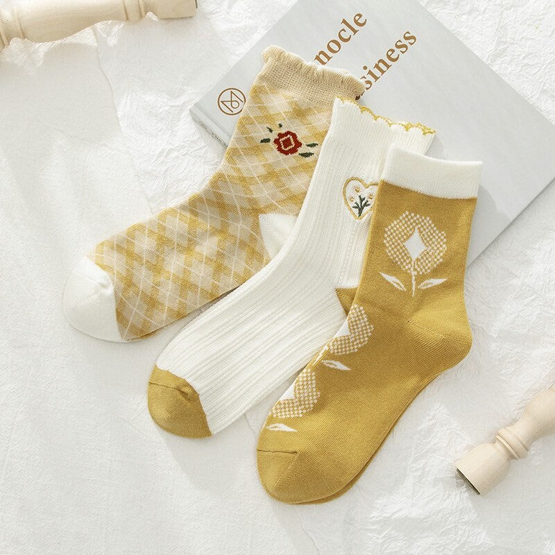 Miss June’s | Set of 3 pairs cotton socks | Cute | Pink | daily | Patterned | Designed | Women | Gift Idea | Casual | Stylish | Comfortable