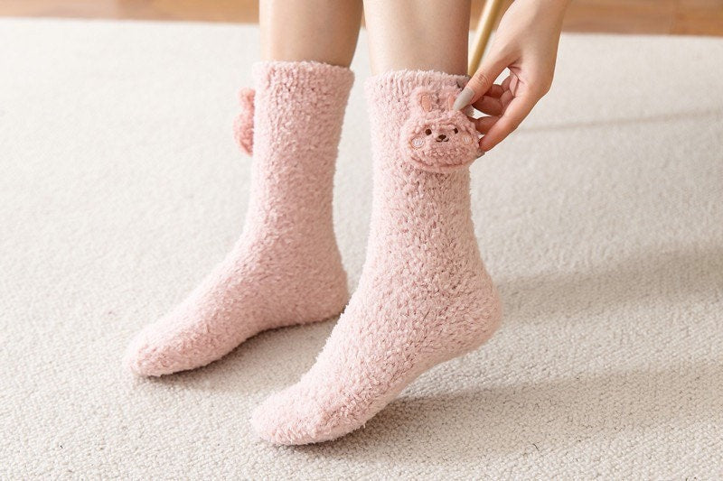 Miss June’s | Women’s | 1 pair | Floor socks | Cute | Fuzzy | Home wear | Warm | Soft | Gift Idea | Casual | Cozy| Animals| Sleep | Winter