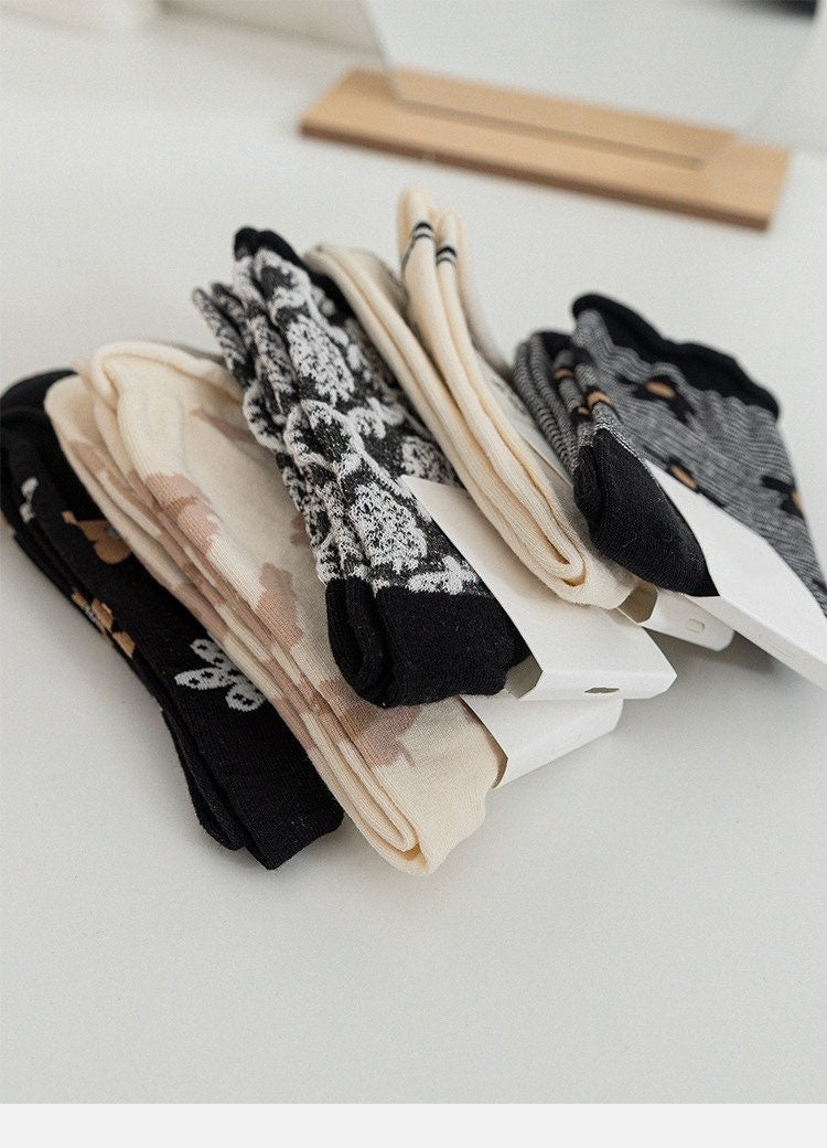 Miss June’s｜1 Pair designer cotton socks| Creative| Colorful | Cool | Patterned | Geometric socks| Unisex socks | Casual |