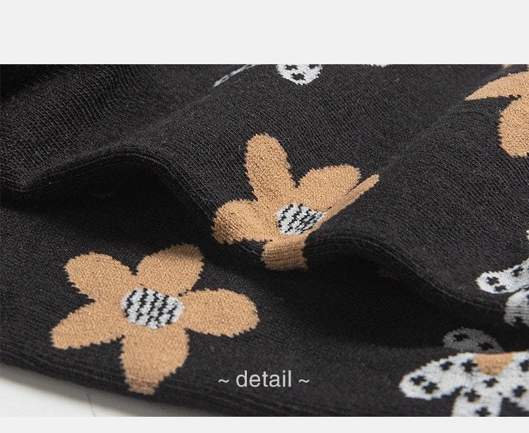 Miss June’s｜1 Pair designer cotton socks| Creative| Colorful | Cool | Patterned | Geometric socks| Unisex socks | Casual |