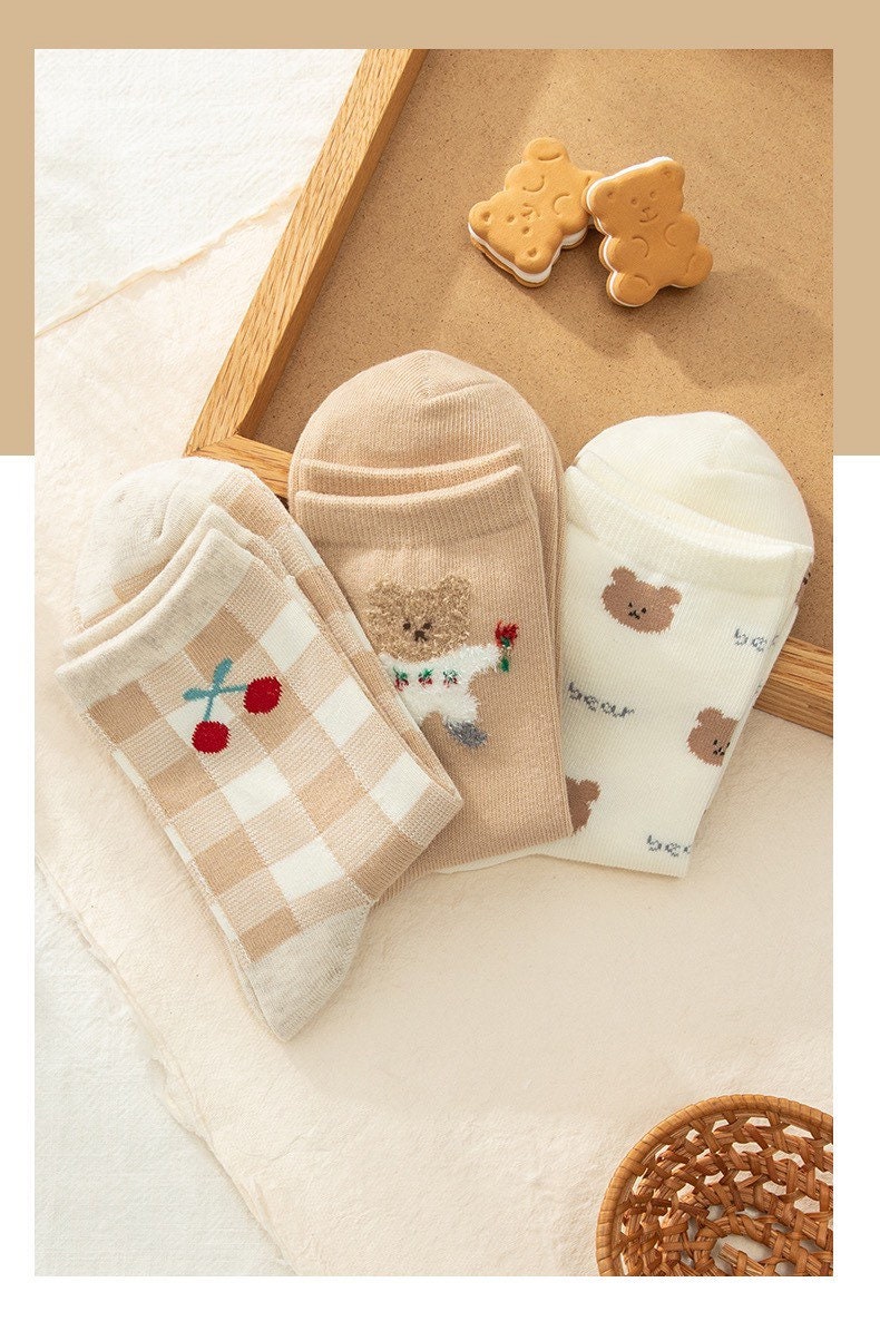 Miss June’s | Set of 3 pairs cotton socks | Cute | Pink | daily | Patterned | Designed | Women | Gift Idea | Casual | Stylish | Comfortable