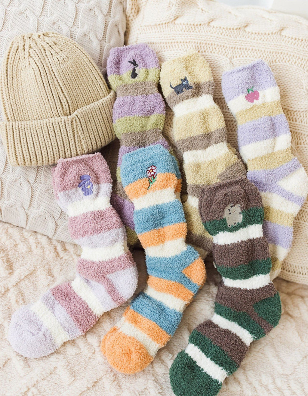 Miss June’s | Women’s | 1 pair | Sleep socks | Cute | Fuzzy | Home wear | Warm | Soft | Gift Idea | Casual | Cozy| Animals| Comfort | Winter