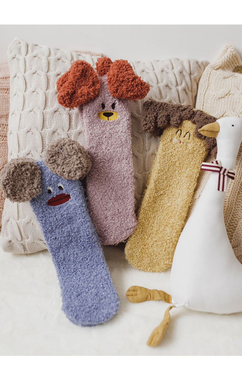 Miss June’s | Women’s | 1 pair | Floor socks | Cute | Fuzzy | Home wear | Warm | Soft | Gift Idea | Casual | Cozy| Animals| Sleep | Winter