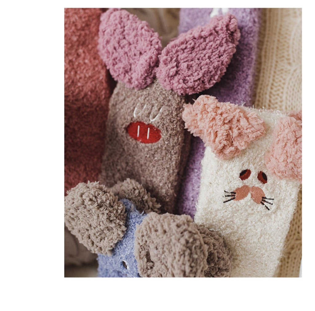 Miss June’s | Women’s | 1 pair | Floor socks | Cute | Fuzzy | Home wear | Warm | Soft | Gift Idea | Casual | Cozy| Animals| Sleep | Winter