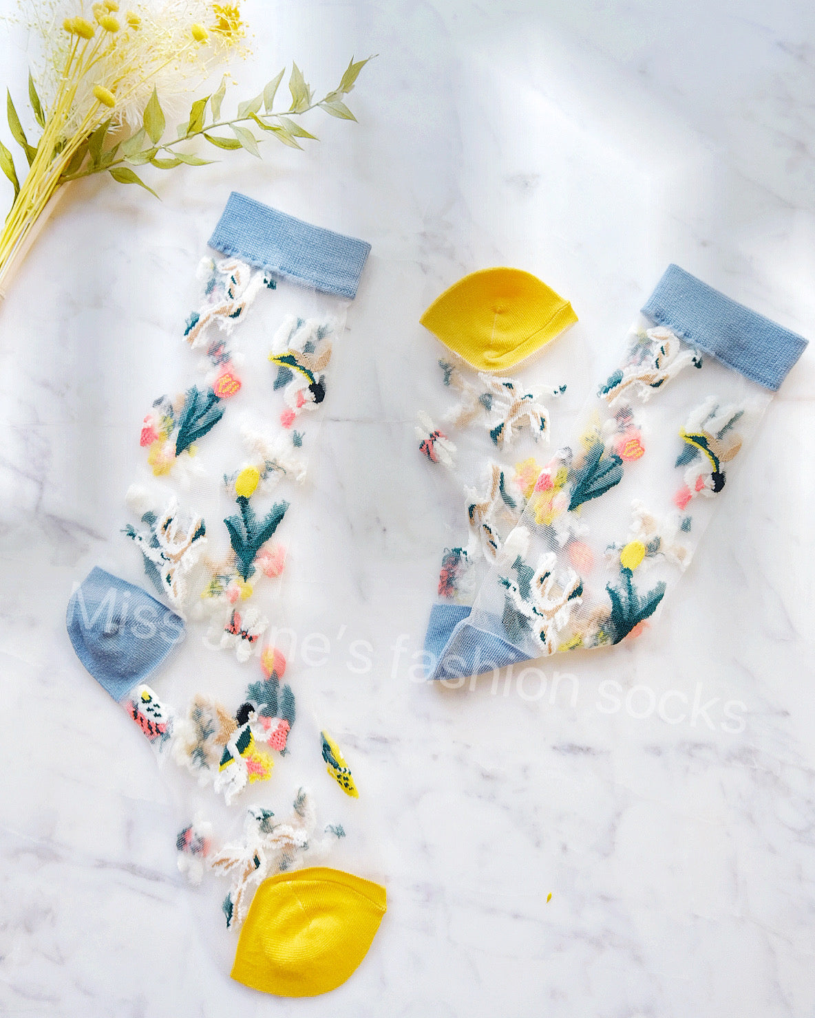 Miss June’s | Women’s Glass Silk-like Transparent socks | Cute | Colorful | Summer | Patterned | Gift Idea | Casual | Comfortable | Floral |