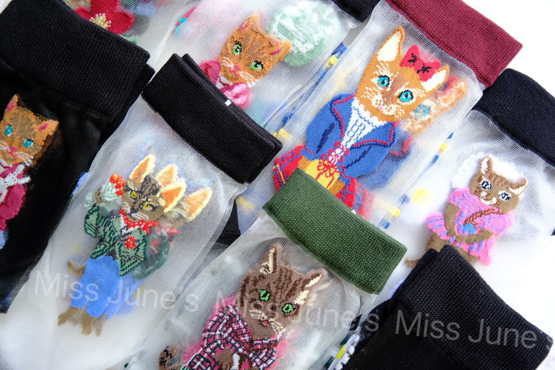 Miss June’s | Women’s Glass Silk-like Transparent socks | Cute | Colorful | Summer | Patterned | Gift Idea | Casual | Kitten lover | Cat |